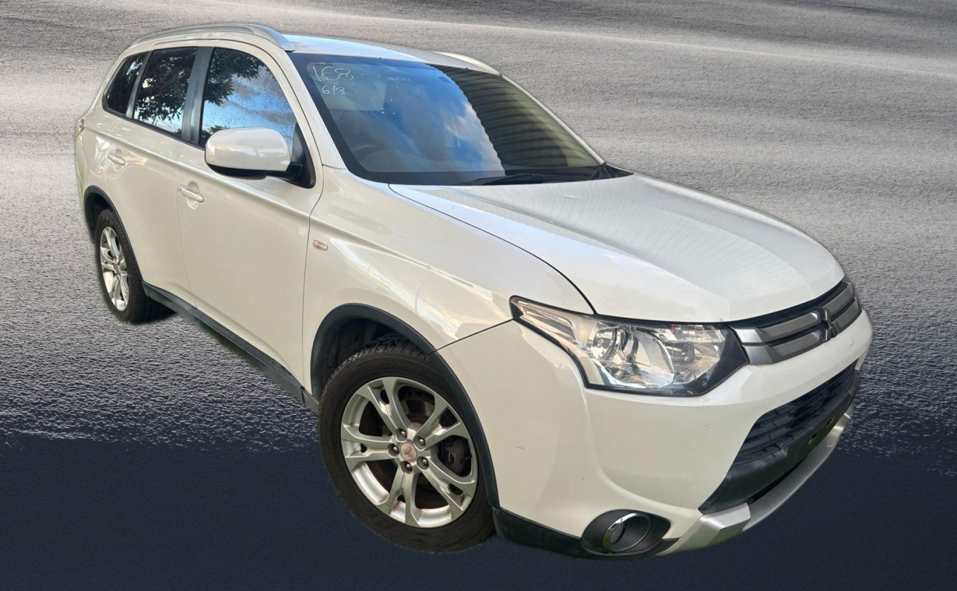 Moorooka2 MITSUBISHI OUTLANDER
